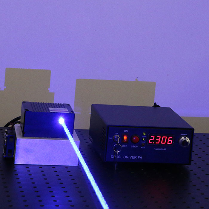 467nm 4.5W 고성능 반도체 레이저 Blue 레이저 빔